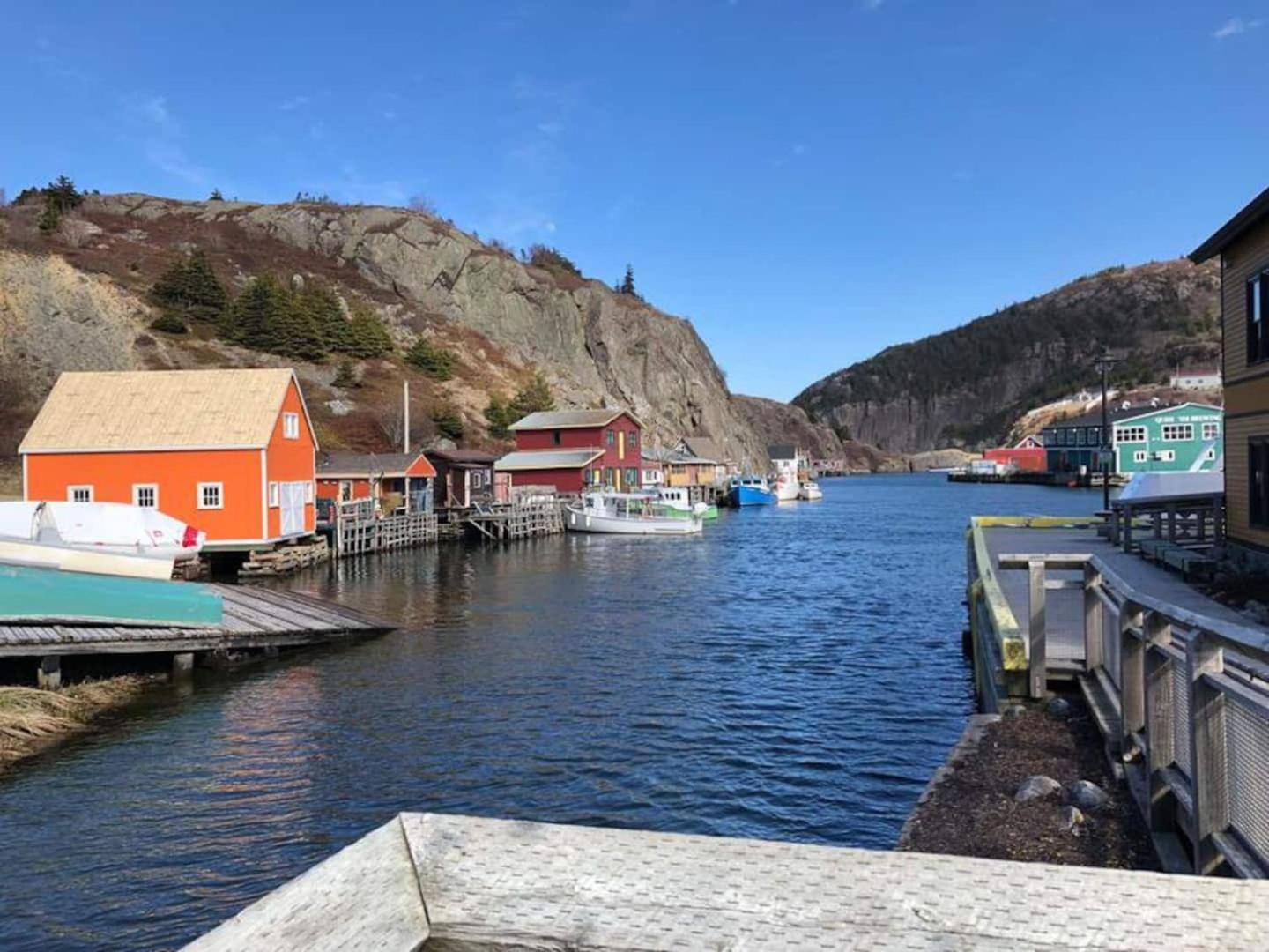 Unique Stay! Converted Church In Idyllic Location セントジョンズ エクステリア 写真